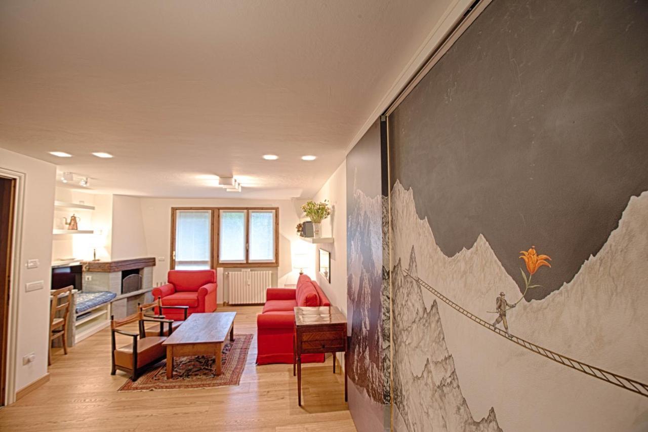 Joivy Superb Apartments For 6 With Mountain View And Garden In Курмайор Экстерьер фото