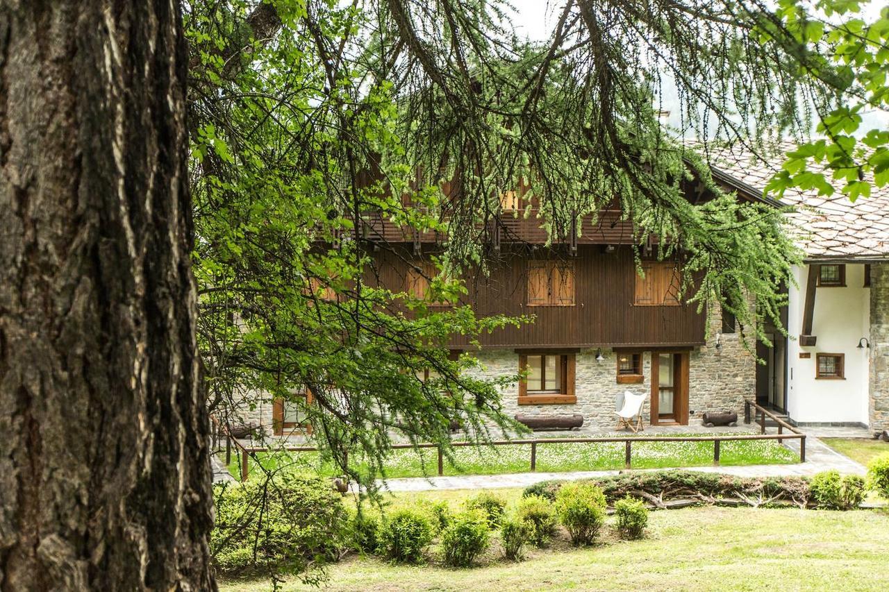 Joivy Superb Apartments For 6 With Mountain View And Garden In Курмайор Экстерьер фото